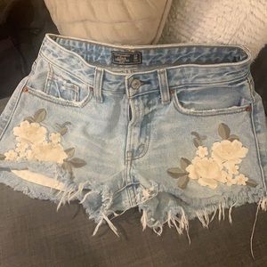 Abercrombie &Fitch jean shorts